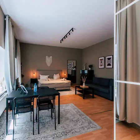 Luga Homes - Chausseehaus Apartment Leipzig