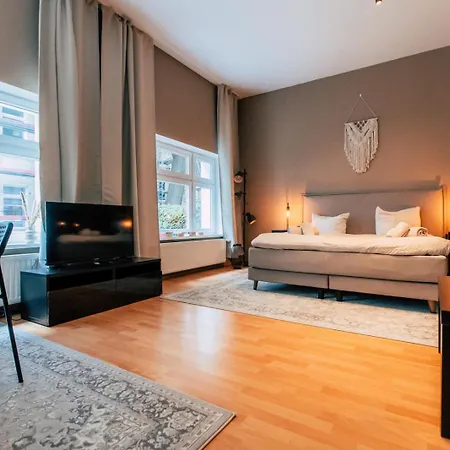 Luga Homes - Chausseehaus